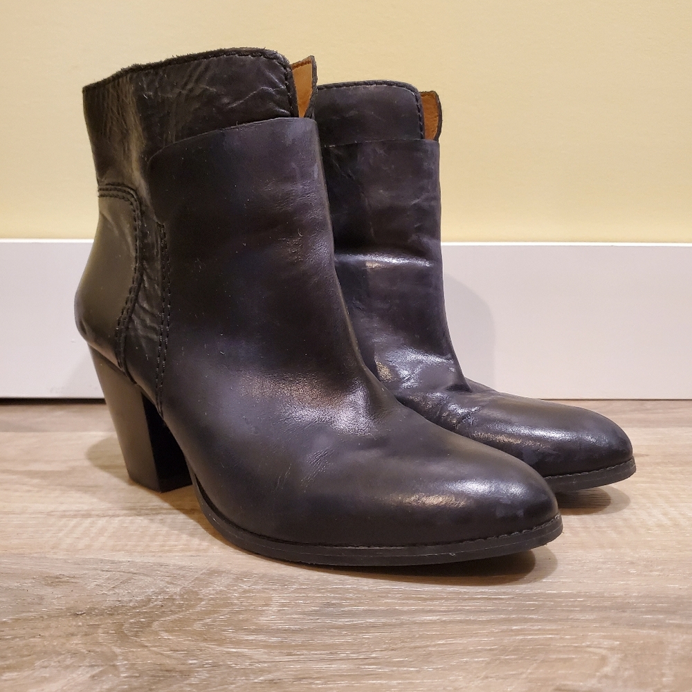 Nine West Black Booties, size 9.5
